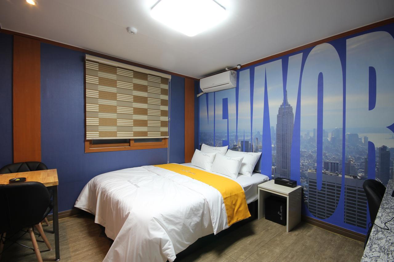 Business Hotel Busan Station Exteriör bild