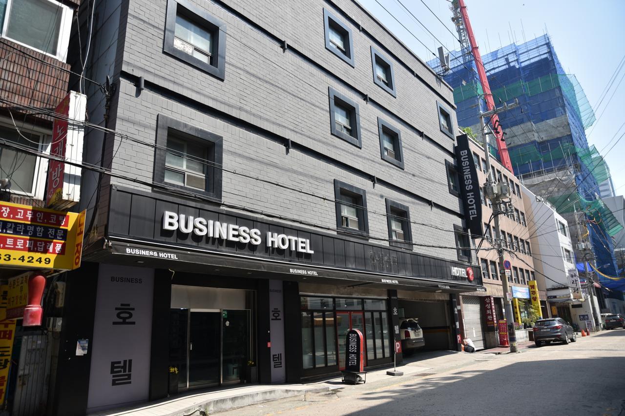 Business Hotel Busan Station Exteriör bild